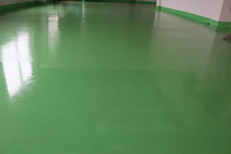 固化地坪與環(huán)氧地坪：哪個更適合你？