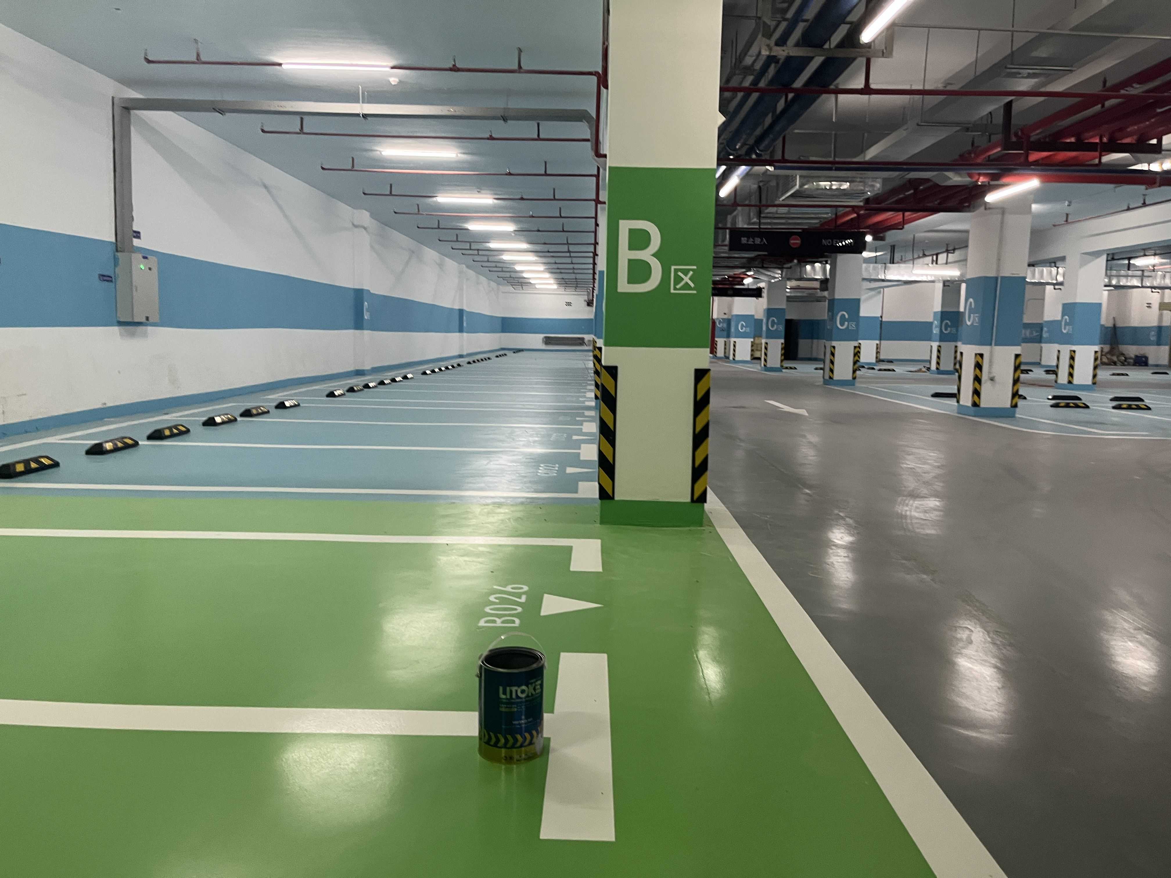 地下車庫水泥地面起灰起砂怎么辦